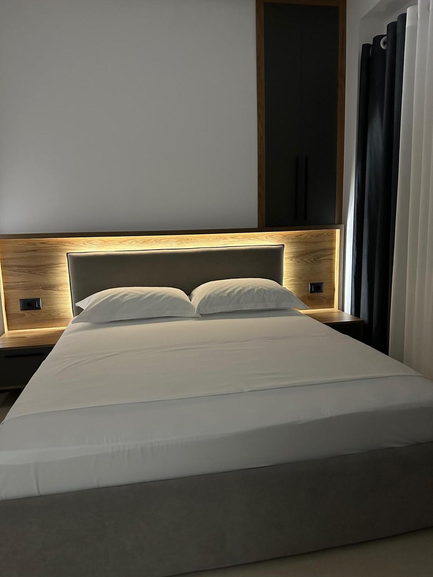 Gael Luxury Apartment Μπεράτ Εξωτερικό φωτογραφία