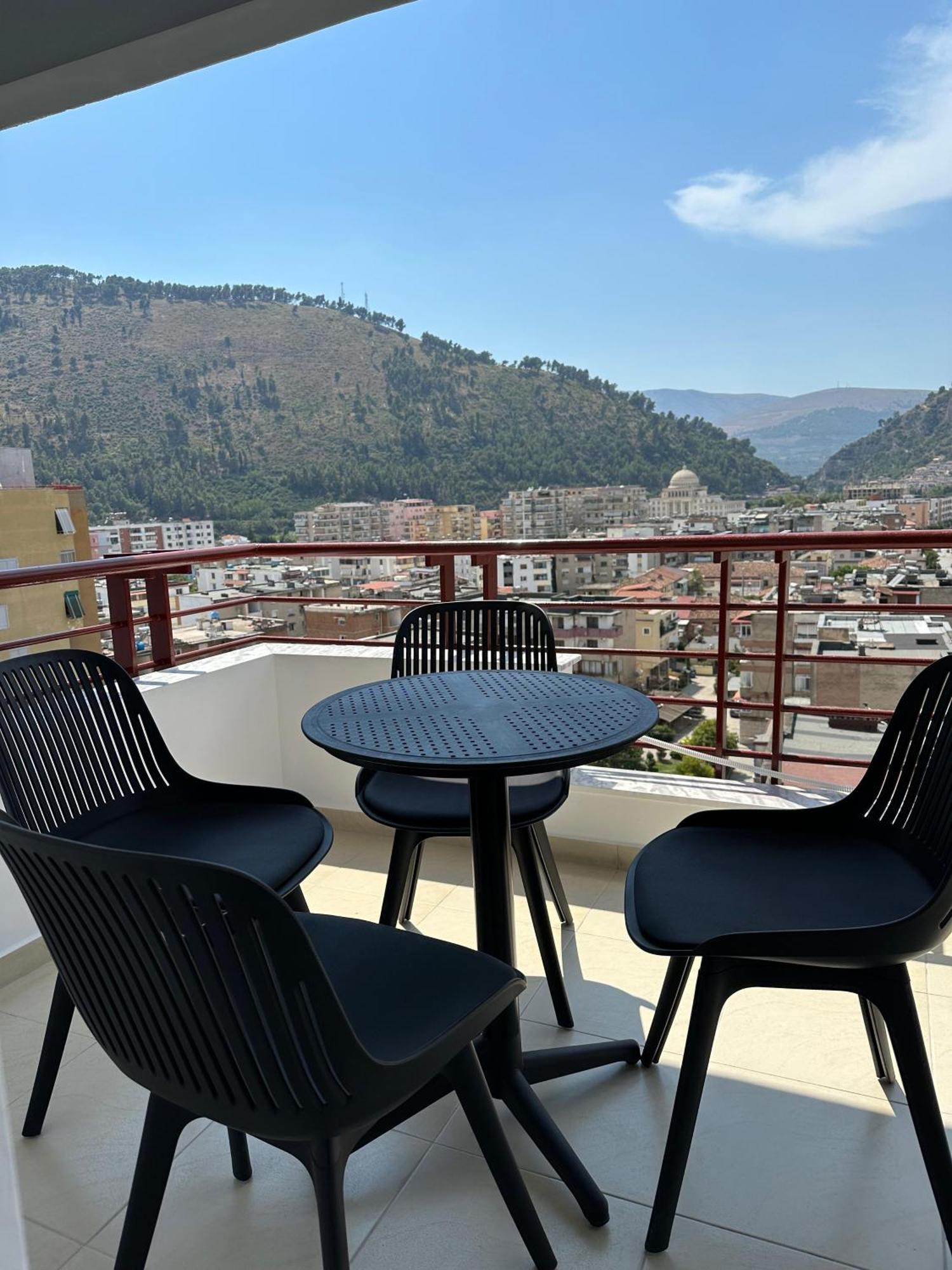 Gael Luxury Apartment Μπεράτ Εξωτερικό φωτογραφία