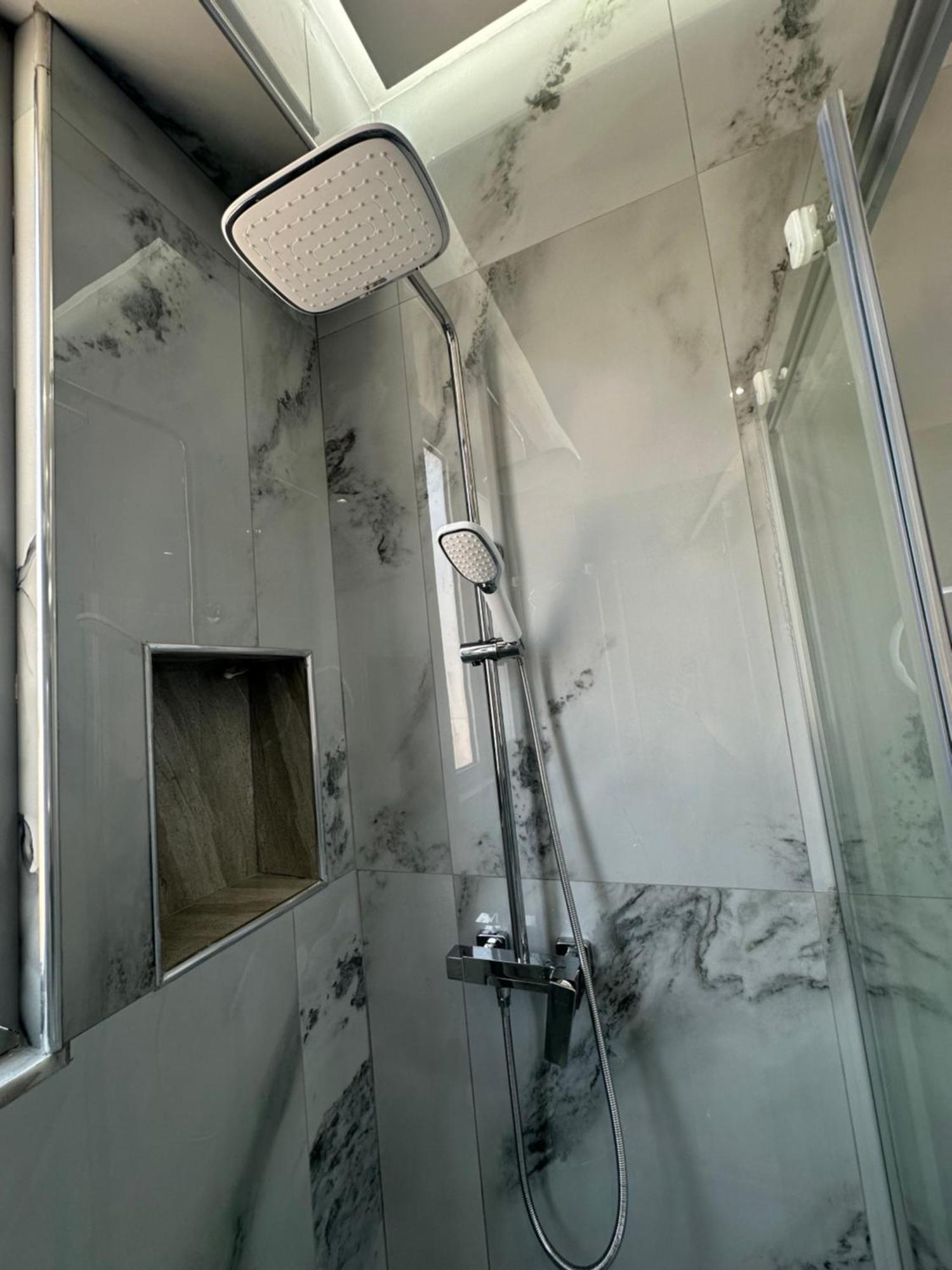 Gael Luxury Apartment Μπεράτ Εξωτερικό φωτογραφία